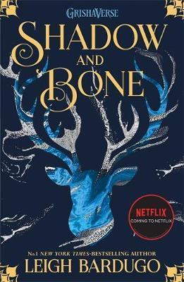 SHADOW AND BONE (01)